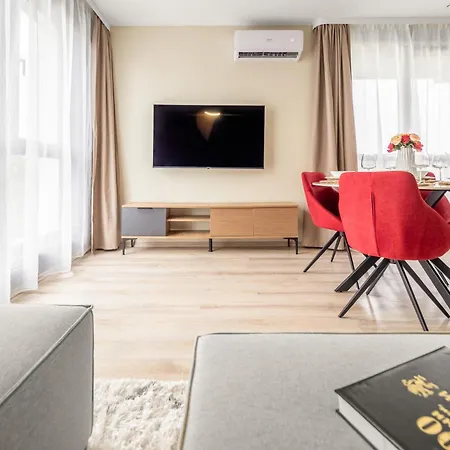 The Boulevard Luxury 2 Apartment *